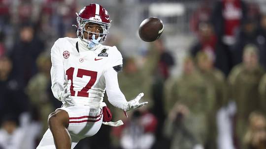 Alabama Crimson Tide wide receiver Lotzeir Brooks (17)